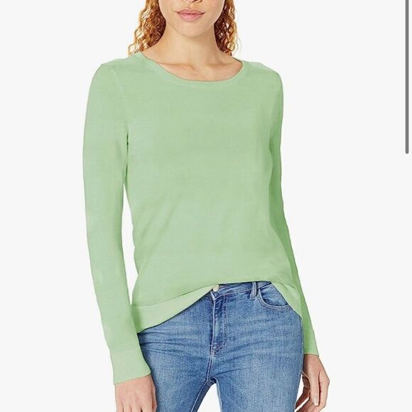 Light green sweater - Picture 1 of 6